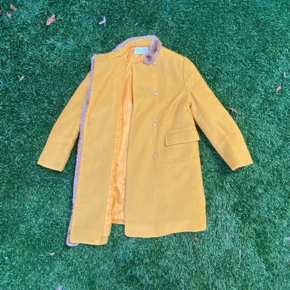 1950s Vintage Goldenrod Wool Coat w/ Faux Fur Trim XS Women’s Union Made in USA